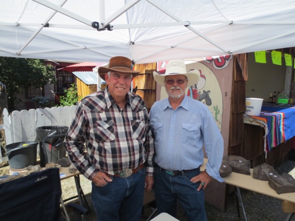 My awesome brother-in-law, Phil Hanna, has been helping me run my booth at the 2015 Dayton Valley Days event. 